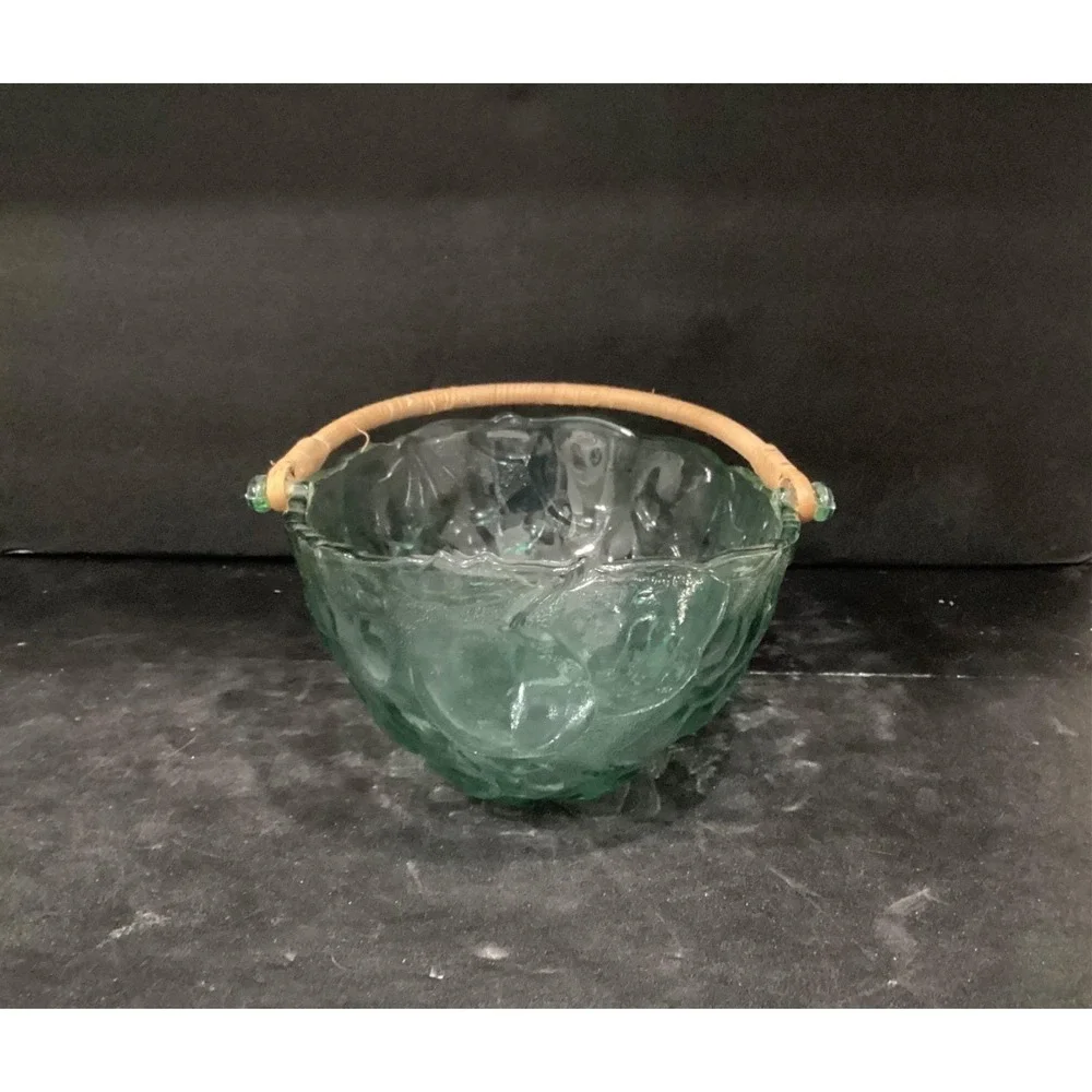 Vintage Libbey‎ Green Glass Orchard Fruit Basket With Wicker Handle ~ 10